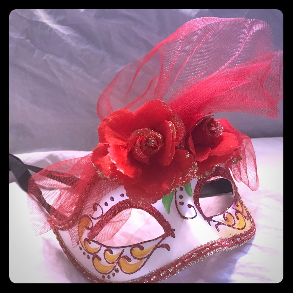Home decor masquerade mask hand painted Italy